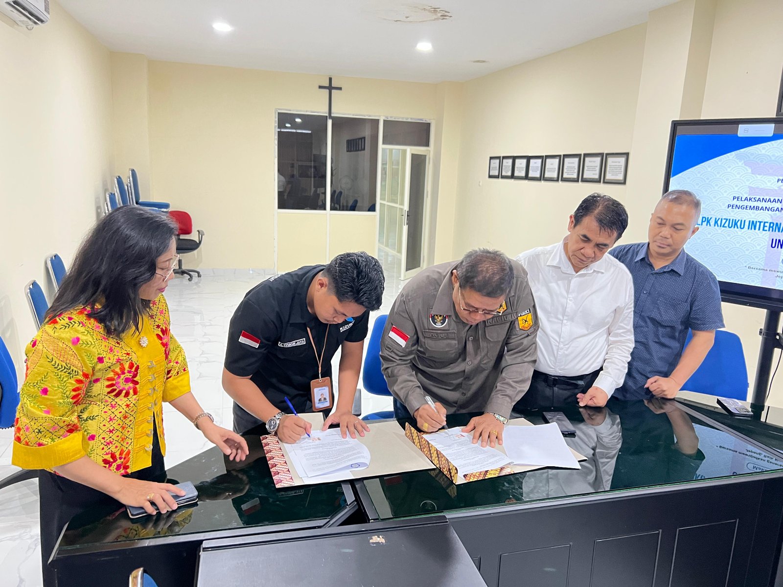 Universitas Kristen Indonesia Paulus & Kizuku International Academy Jalin Kerja Sama Program Site Engineer Jepang